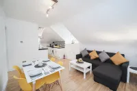 Flat 5 - 61 Old Dover Road