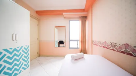 Best Deal and Homey 2Br at Taman Beverly Apartment