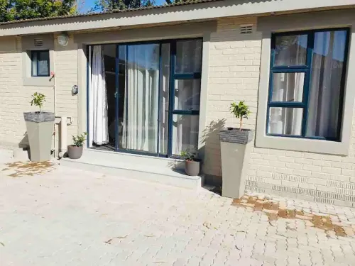 郊區的現代兩床房 - 2080