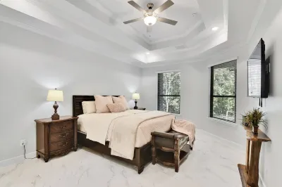 Charming 3-bedroom house in fabulous Magnolia with WiFi and AC by Lake Conroe Hotels near Tamina Community Market