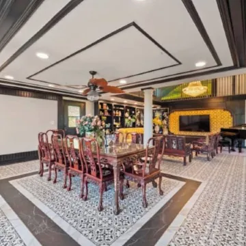 Fruit Trees, Farm Stay, Ranch Retreat, Lake Access