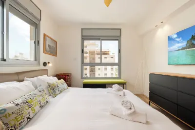 Poleg Beach Seaview Stylish Stay by Sea N' Rent