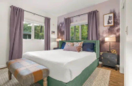 7BR Designer Home w/ Hot Tub, Game Room