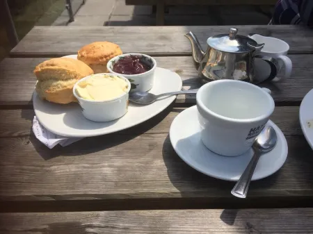 Lovely Self Catering Holiday Bungalow in North Cornwall - Sleeps 4