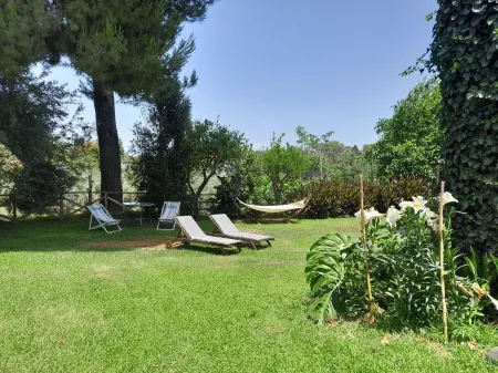 Stone house with one sea in tenuta le ripe Отели в г. Рипосто