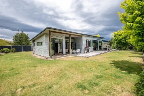 Clyde Gem Hotels in Clyde