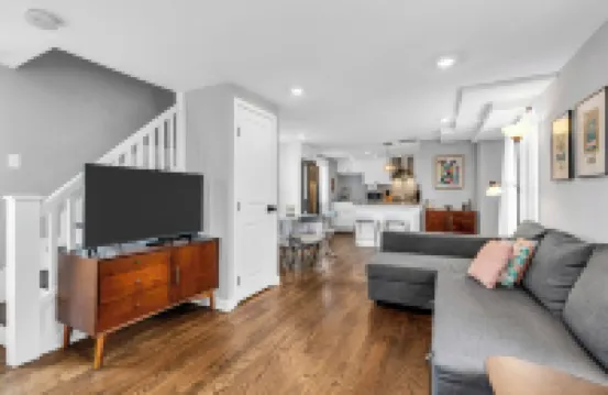 Seaside 2BR & 1.5BA, Walk to Beach & Badges