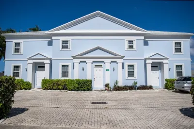 A beautiful oceanfront condo in the heart of George Town