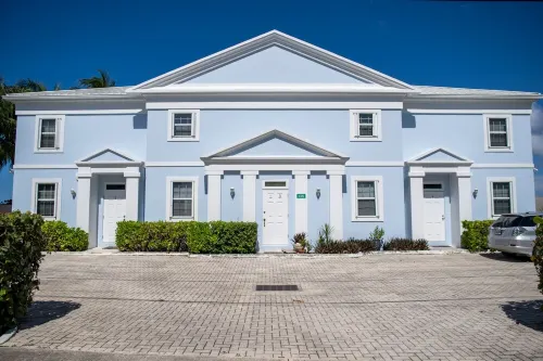 A beautiful oceanfront condo in the heart of George Town