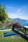Casa NENNO with garden-solarium and beautiful view of the sea and the coast