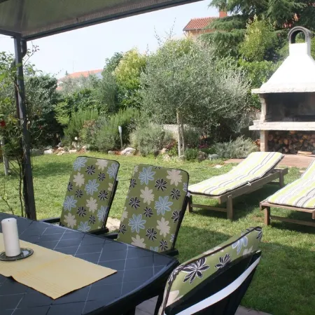 4 +2 pers. FREE Wi-Fi, AIR, & GARDEN GRILL, FAMILY FRIENDLY