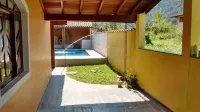House for Season in closed condominium Hotels near Cocanha Beach