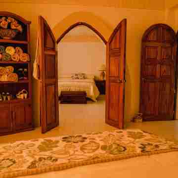 Romantic Zone - Spacious 2 Bed Apt - Mins To Beach Rooms