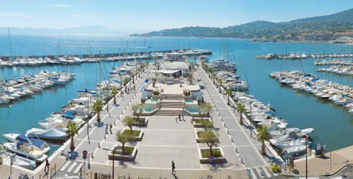 Beautiful T3 in a residence with swimming pool, 5 minutes from the beach