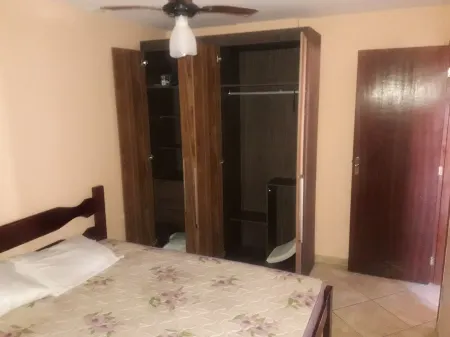 Ap rent with coverage with beautiful sea views Отели рядом с достопримечательностью «Praia dos Anjos»