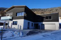 New comfortable Feriewohnung with stunning views โรงแรมใน