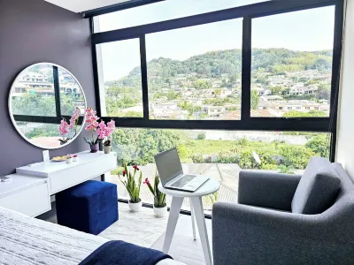 Elegant 2BR Luxury Retreat in Antiguo Cuscatlán w Amaizing View, Pool, GYM... Отели в г. 
