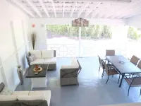 Spacious 4BR/3BA Hawaiian Airconditioned Hale o Aole Pilikia & Ahonui studio ハワイアン・パラダイス・パークのホテル