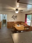 Cabin with Private Lake Access - Chalets