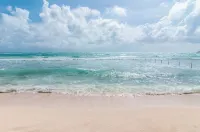 3 Bdrm. townhouse in gorgeous Akumal with WiFi & AC. Beach Club steps away!