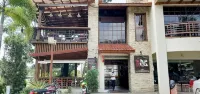 Modern & Homey Condo-Close to Centre+Fee parking Hotels in 