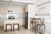 Modern Paradise Island Condo near Atlantis resort & beach