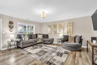 3BR - Pet-Friendly & Close to Downtown Greer
