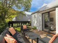 Shamrock Close - close to central Arrowtown Hotels in Arrowtown