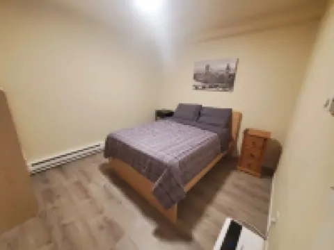 Modern Private Cottage Basement Unit