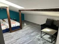 3 room apartment with sea view, balcony, 70 m², 70 m from the beach, space for up to 5 pers. Hotel in zona Spiaggia principale di Umag (Umago)
