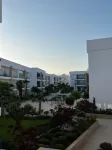 Luxury Tamaris Apartment- 5 minutes from Scarabay and Babaloo beach.