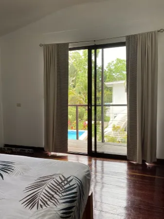 Casita Dulce - 3 min from beach Отели в г. Пуэрто-Хименес