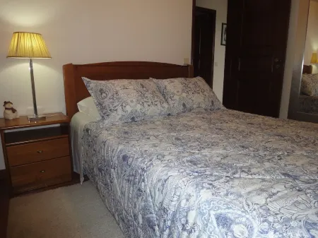 House with sea view, garden and barbecue, near Guincho beach and Cascais