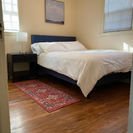 Adorable 1 bedroom duplex in quiet neighborhood.