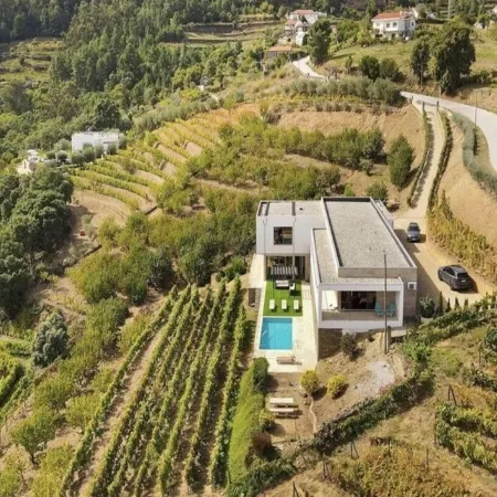 Villa with pool in the Douro Valley