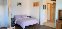 Red Roof Bed & Breakfast
