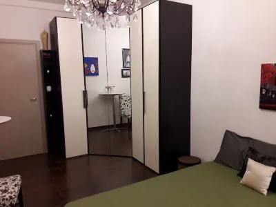 New Apartment very close to ISTRIA Metro (Violet line) Hôtels à : Montalbino