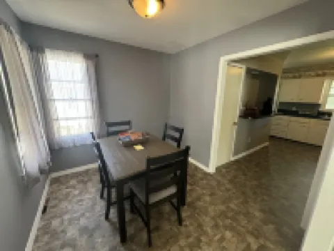 Cozy, Clean & Pet-Friendly – Near Kirksville High Hotels in Adair County