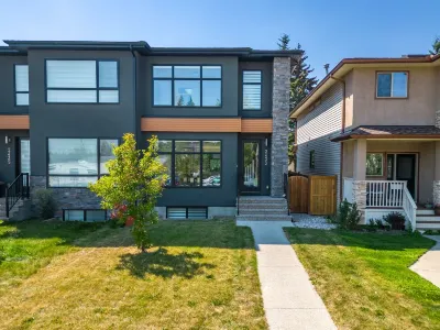 Modern family-sized house close to 17th Ave and downtown Hotels in Southwest Calgary