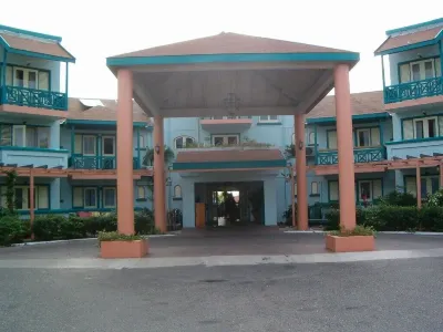 NEGRIL OCEAN VIEW APARTMENT Hotels near Jamwest Beach Park