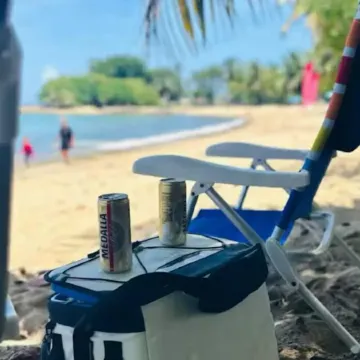 Catch Some Waves and Chill, with High Speed Wi-fi, Washer & Dryer.