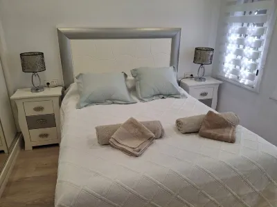 Apartment in El Alamillo Hotels near La Torre de Los Caballos