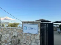 CHRISTIES LUXURY SUITES