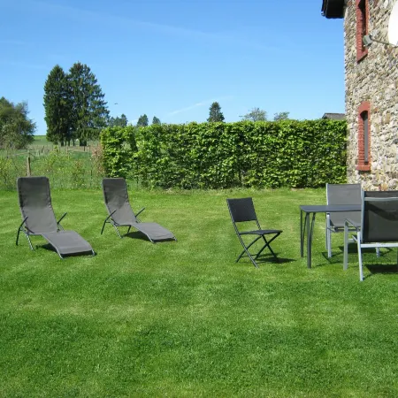 Holiday Apartment with Garden in Born Hoteles en Amel