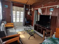 Wooden Kaz, Meublé de Tourisme (Bed and Breakfast)