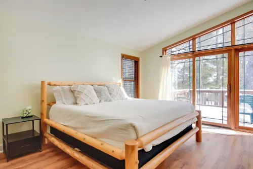 Direct Access to Sno-Eagles Trails! Lakefront Home - 3-Star