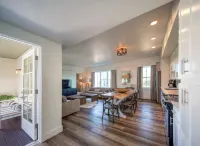 Berkeley Beach Club Hotels in Tierra Verde