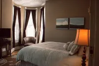 Cumberland Inn and Spa Hotels in La Vale