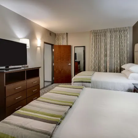 Drury Plaza Hotel Milwaukee Downtown Отели рядом с достопримечательностью «Парк Ветеранов»