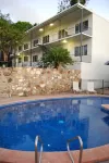 Airlie Beach Apartments - Beach